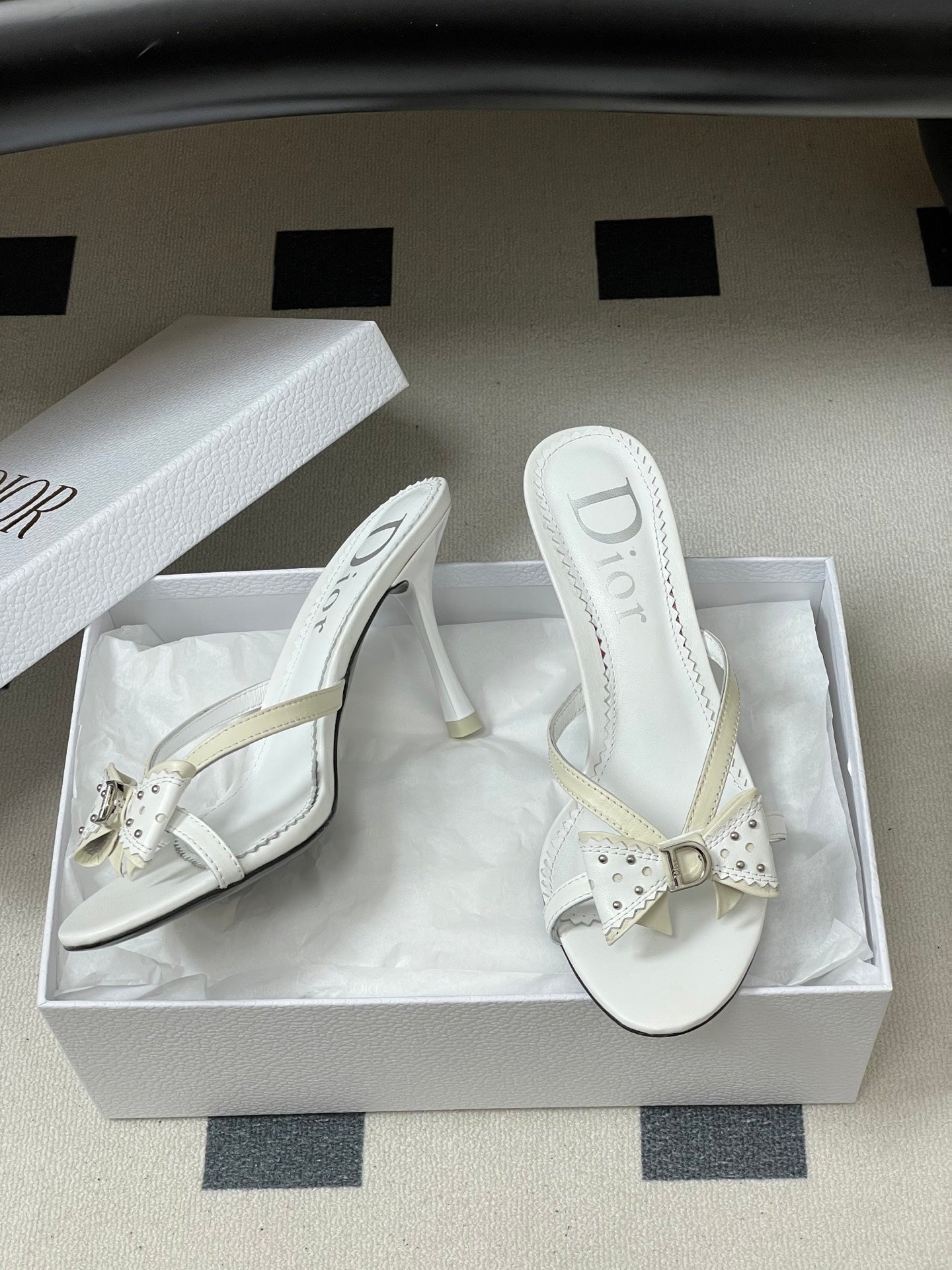 DIOR 26S HIGH HEEL SANDALS 100 MM IN WHITE CALFSKIN