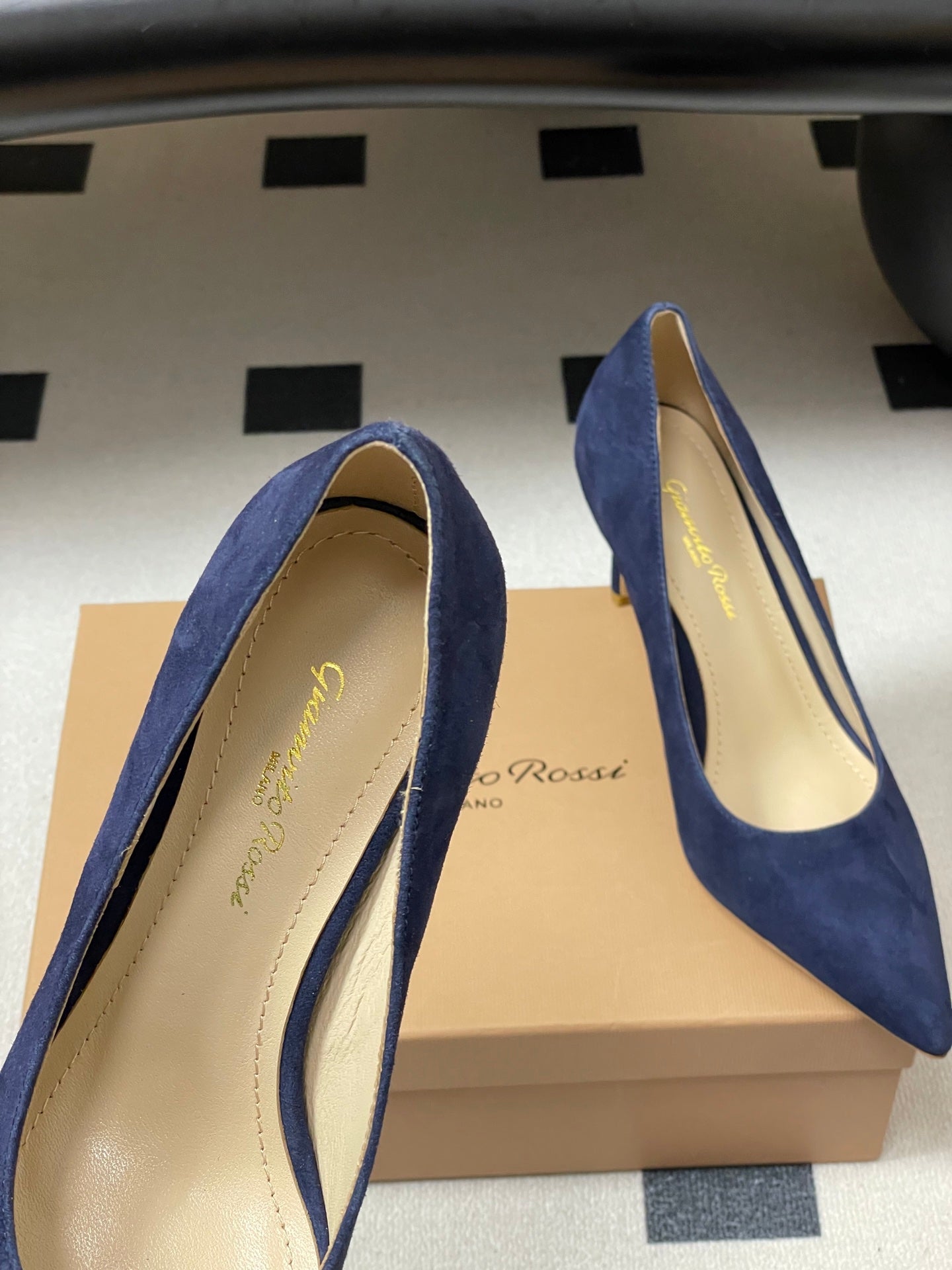 GIANVITO ROSSI 26S HIGH HEELS 85 MM IN NAVY BLUE SUEDE