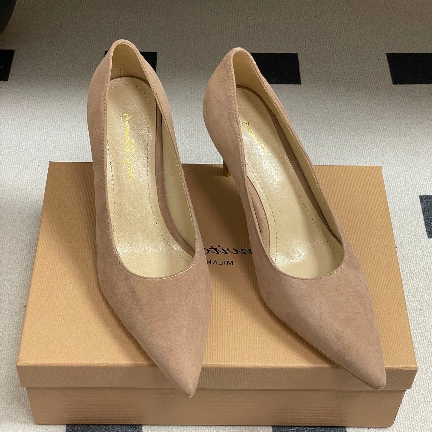 GIANVITO ROSSI 26S HIGH HEELS 85 MM IN NUDE SUEDE