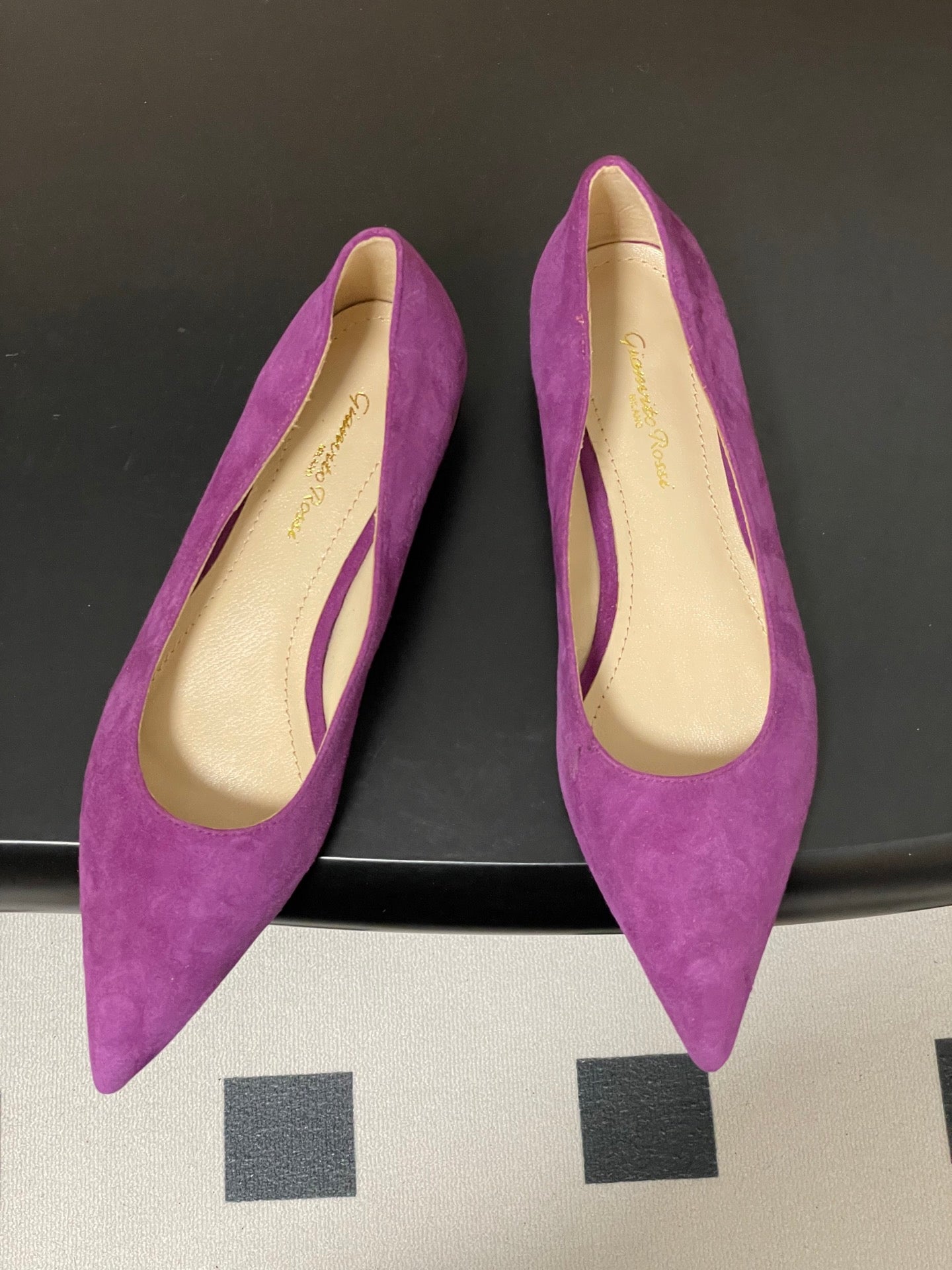 GIANVITO ROSSI 26S FLATS IN PURPLE SUEDE