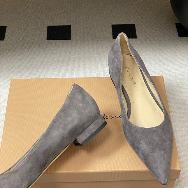 GIANVITO ROSSI 26S FLATS IN GREY SUEDE