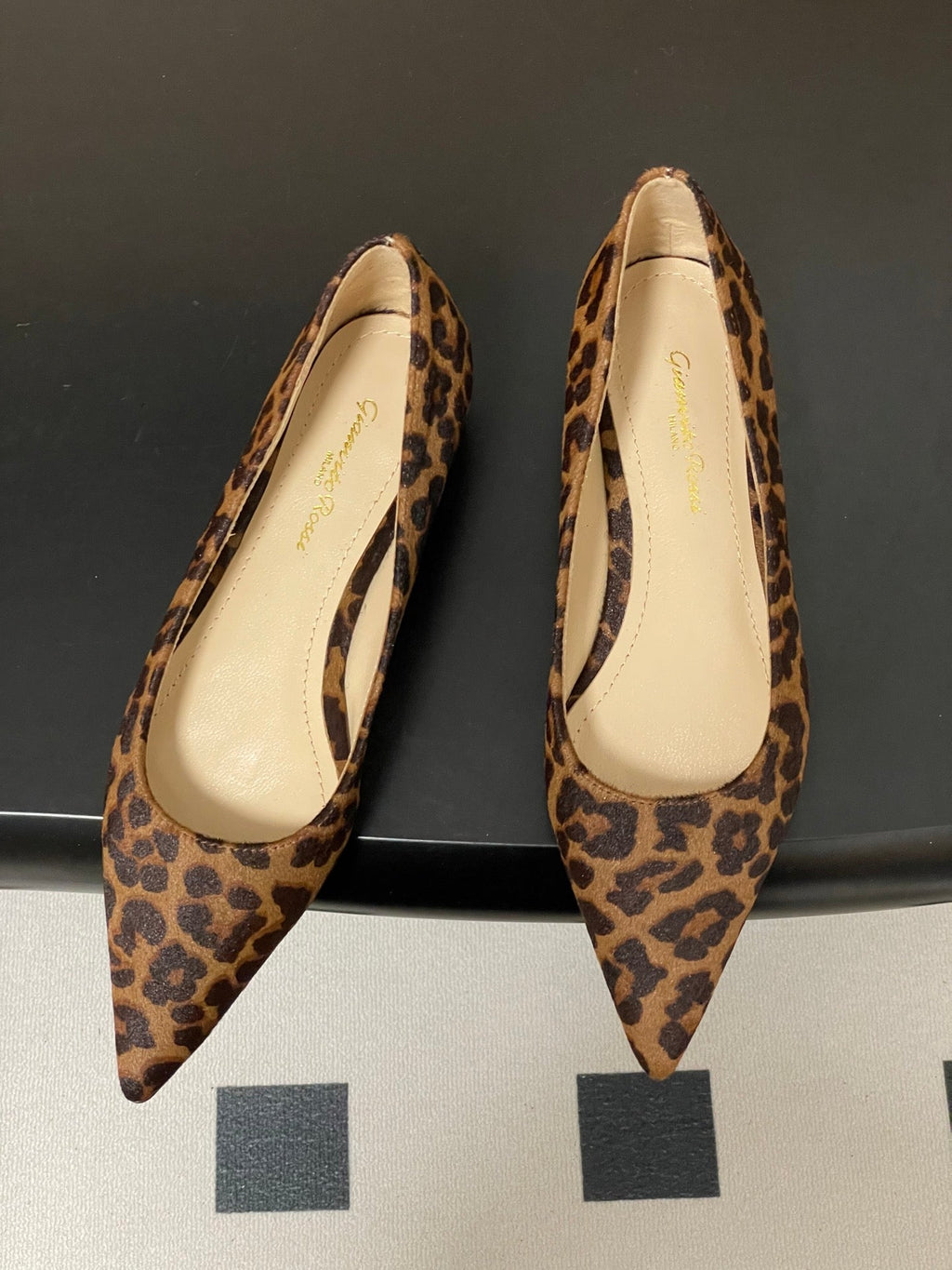 GIANVITO ROSSI 26S FLATS IN LEOPARD PRINT PONY HAIR