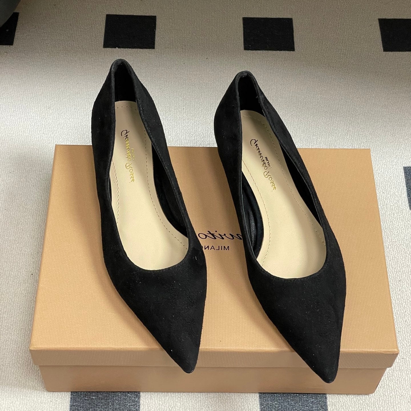 GIANVITO ROSSI 26S FLATS IN BLACK SUEDE