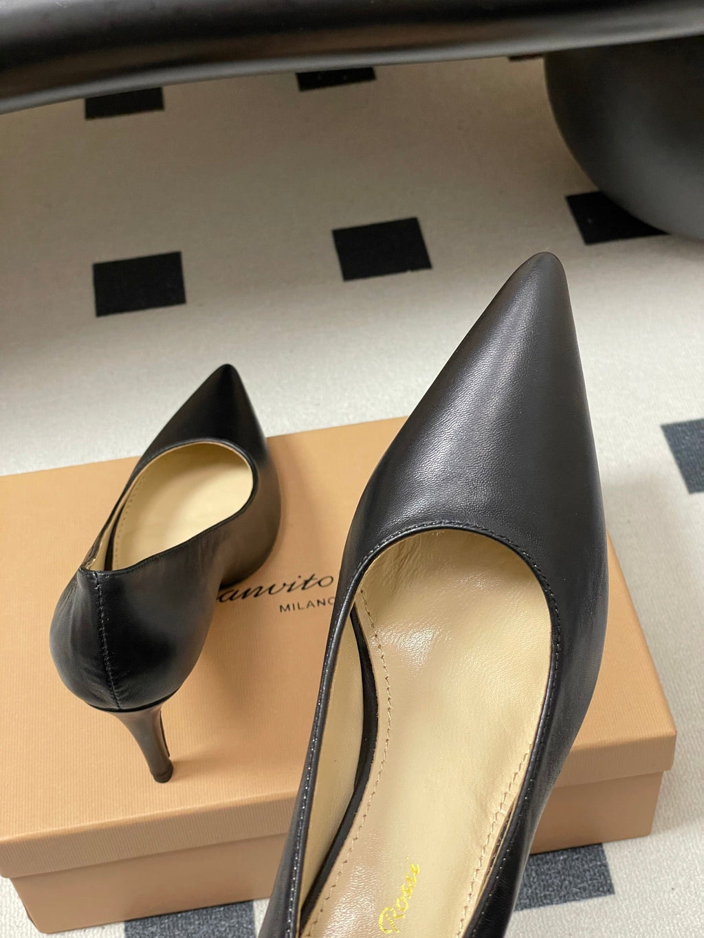GIANVITO ROSSI 26S HIGH HEELS 85 MM IN BLACK CALFSKIN