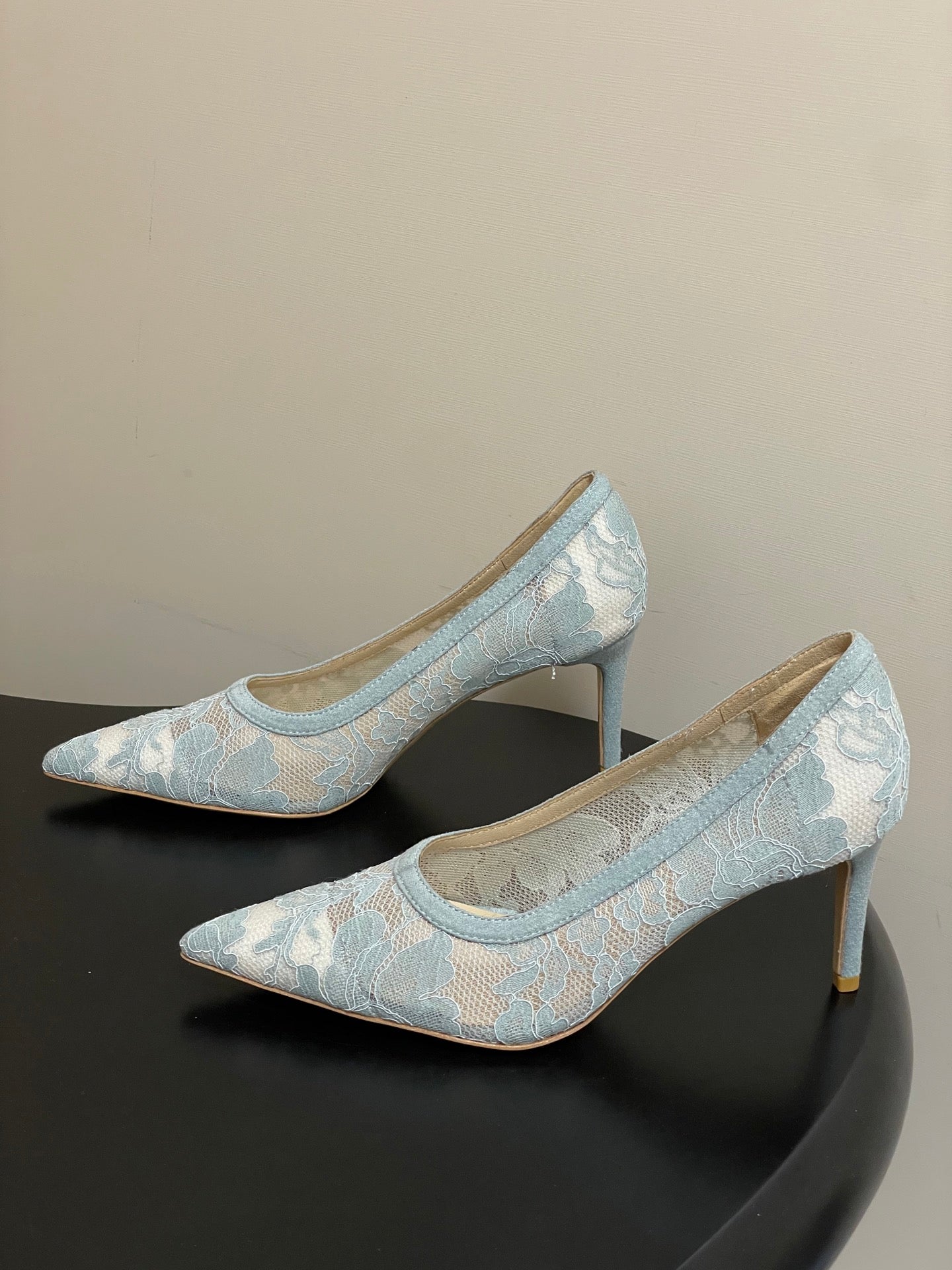 GIANVITO ROSSI 26S HIGH HEELS 85 MM IN LIGHT BLUE LACE