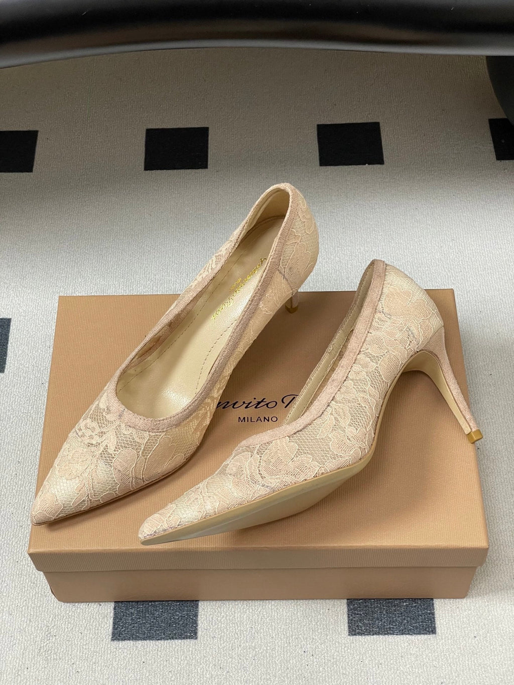 GIANVITO ROSSI 26S HIGH HEELS 85 MM IN NUDE LACE