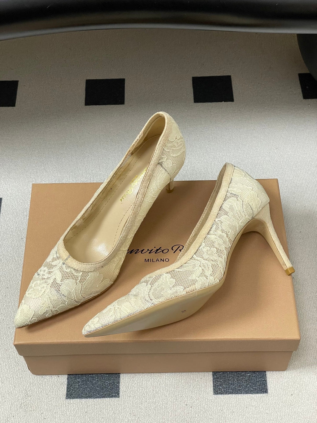 GIANVITO ROSSI 26S HIGH HEELS 85 MM IN CREAM WHITE LACE