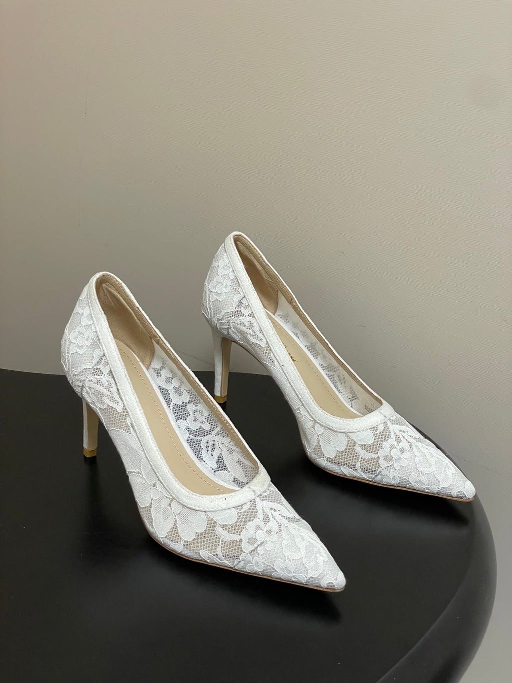 GIANVITO ROSSI 26S HIGH HEELS 85 MM IN WHITE LACE