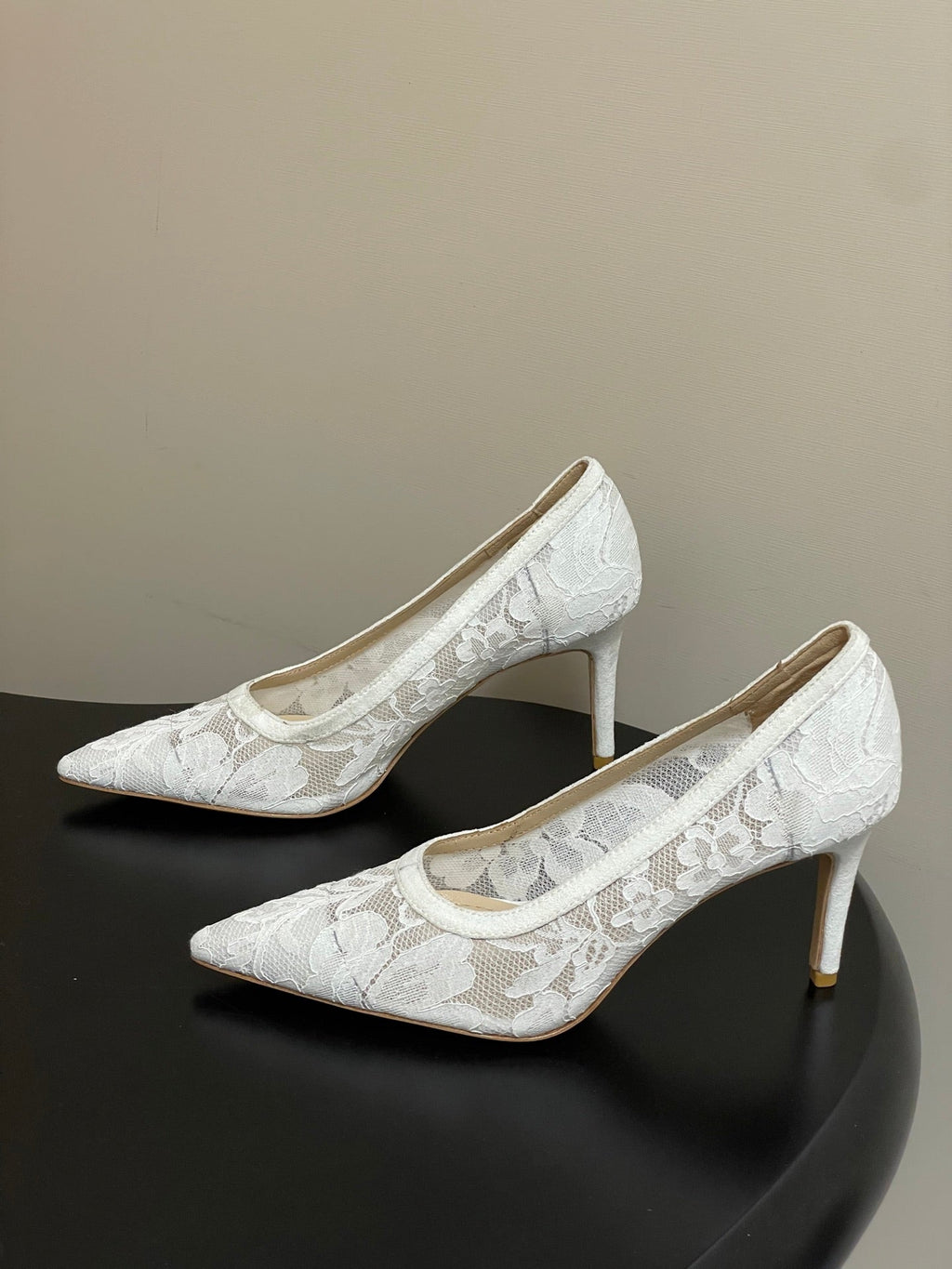 GIANVITO ROSSI 26S HIGH HEELS 85 MM IN WHITE LACE