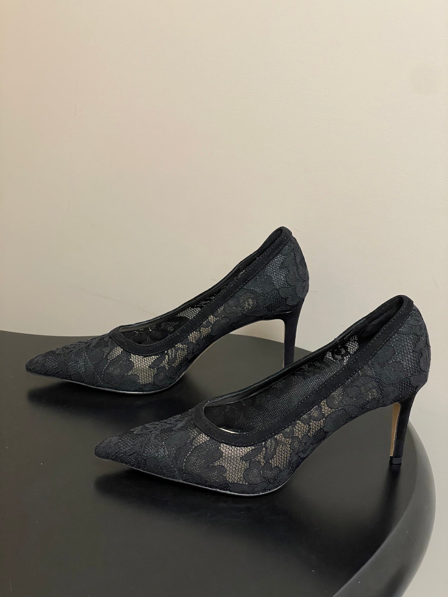 GIANVITO ROSSI 26S HIGH HEELS 85 MM IN BLACK LACE