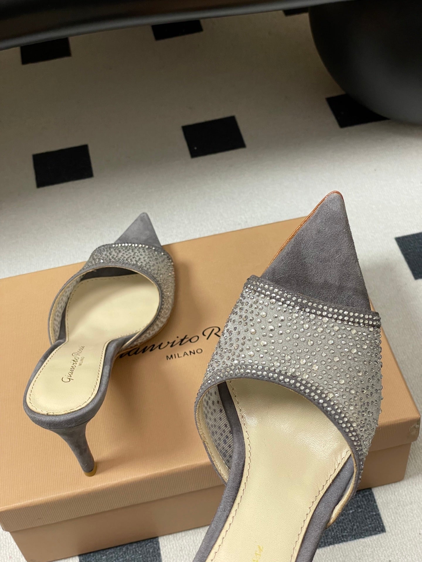 GIANVITO ROSSI 26S HIGH HEELS 85 MM IN GREY SUEDE WITH RHINESTONE STRAP
