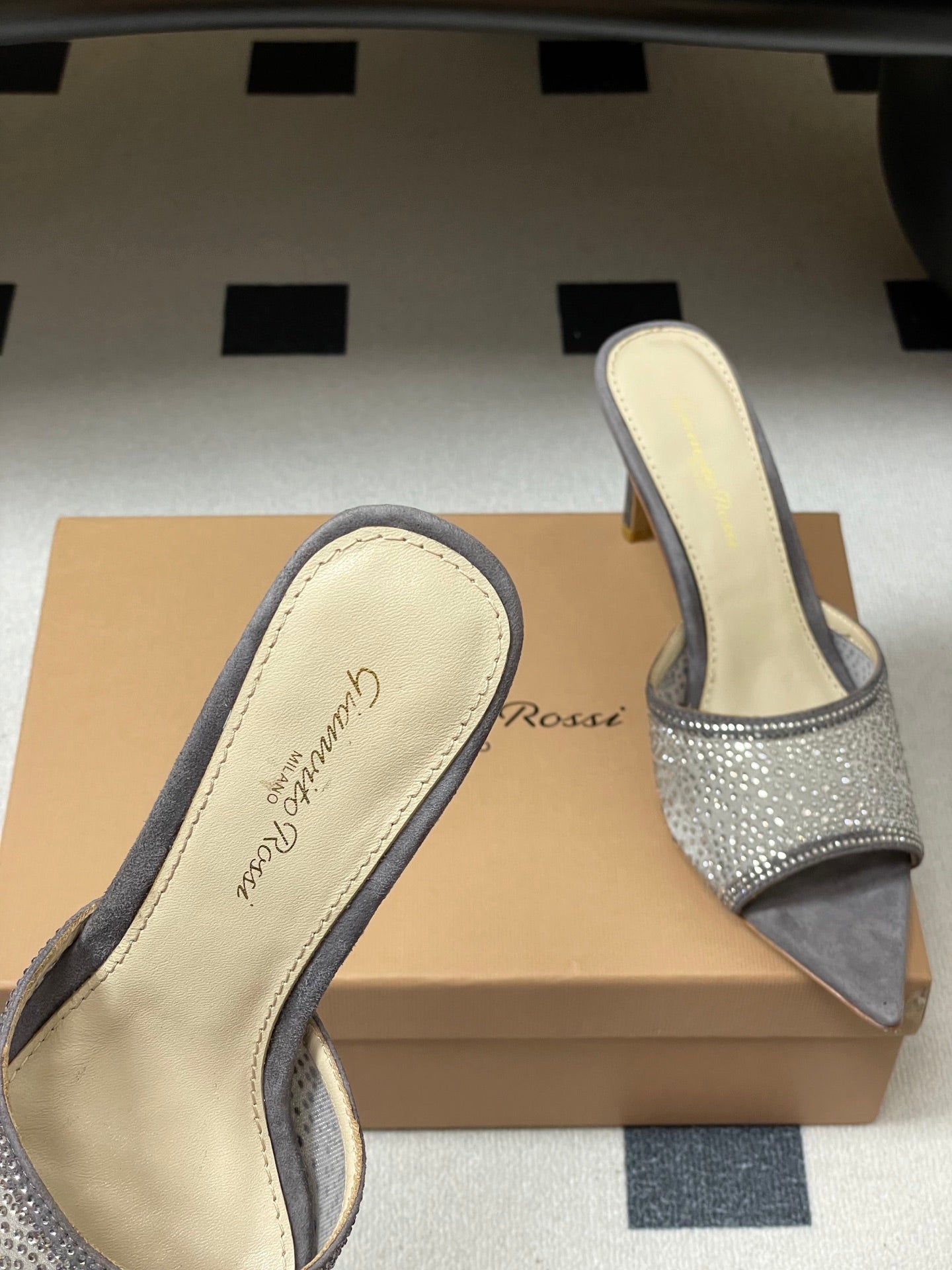 GIANVITO ROSSI 26S HIGH HEELS 85 MM IN GREY SUEDE WITH RHINESTONE STRAP