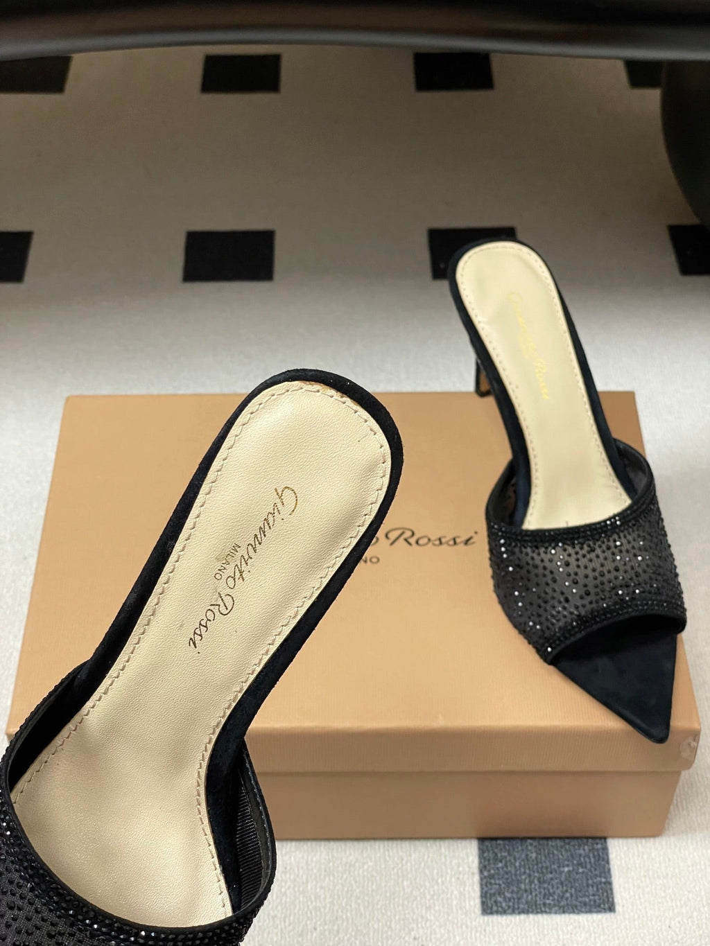 GIANVITO ROSSI 26S HIGH HEELS 85 MM IN BLACK SUEDE WITH RHINESTONE STRAP