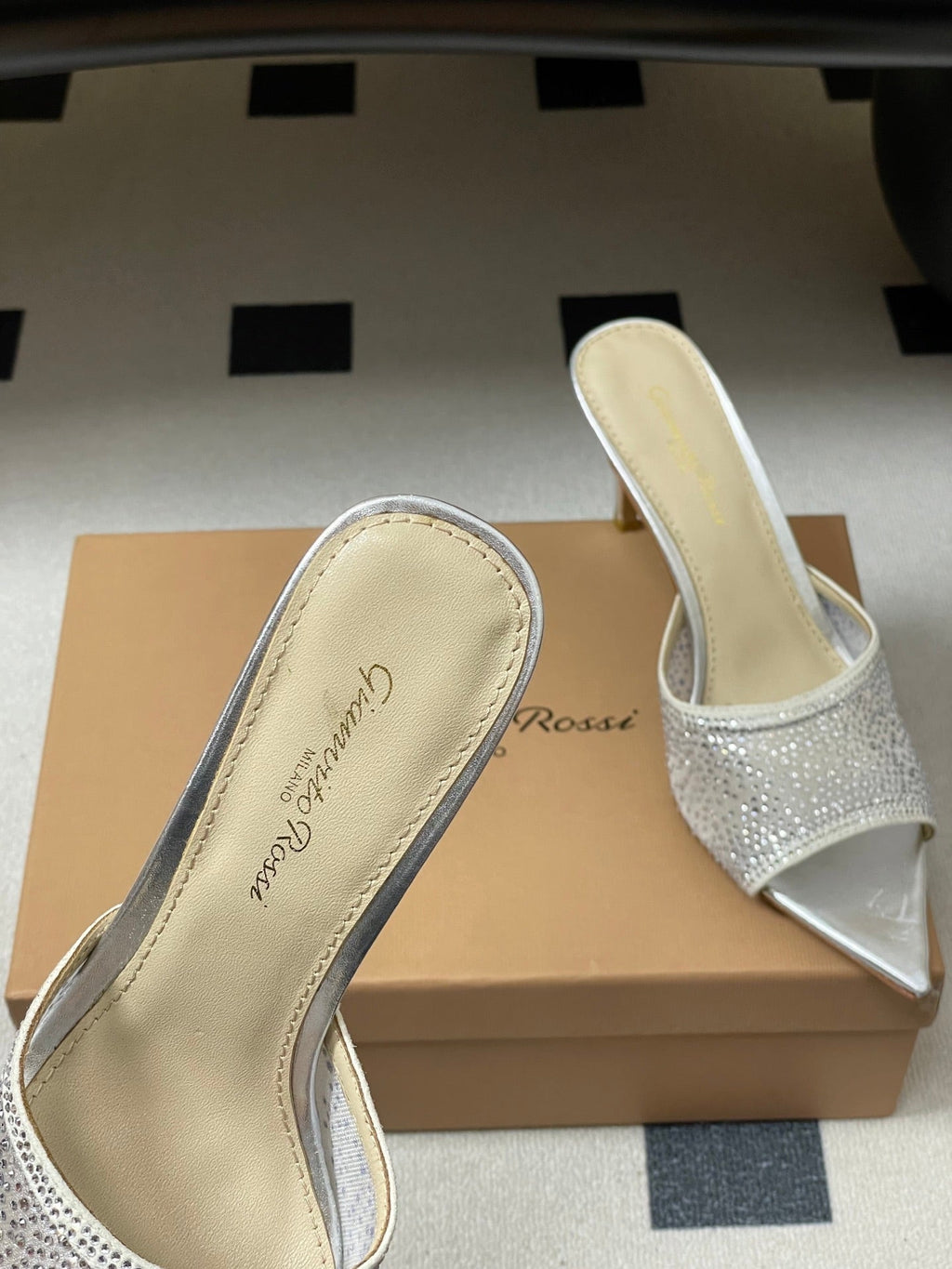 GIANVITO ROSSI 26S HIGH HEELS 85 MM IN SILVER LAMBSKIN WITH RHINESTONE STRAP