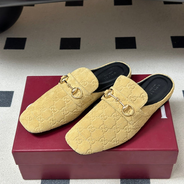 GUCCI 26S HORSEBIT LOAFER MULES IN BEIGE SUEDE
