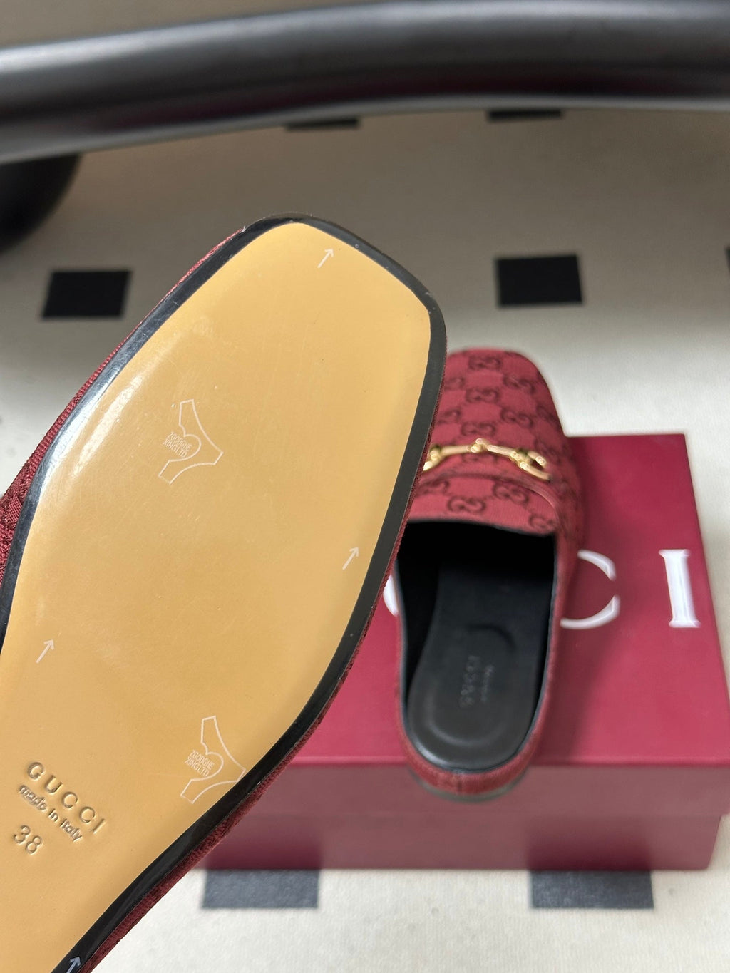 GUCCI 26S HORSEBIT LOAFER MULES IN RED CANVAS