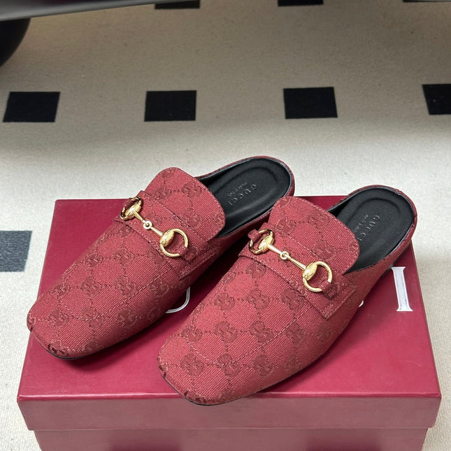 GUCCI 26S HORSEBIT LOAFER MULES IN RED CANVAS