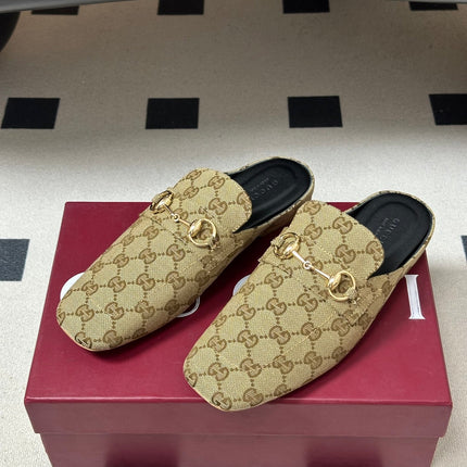 GUCCI 26S HORSEBIT LOAFER MULES IN BEIGE CANVAS