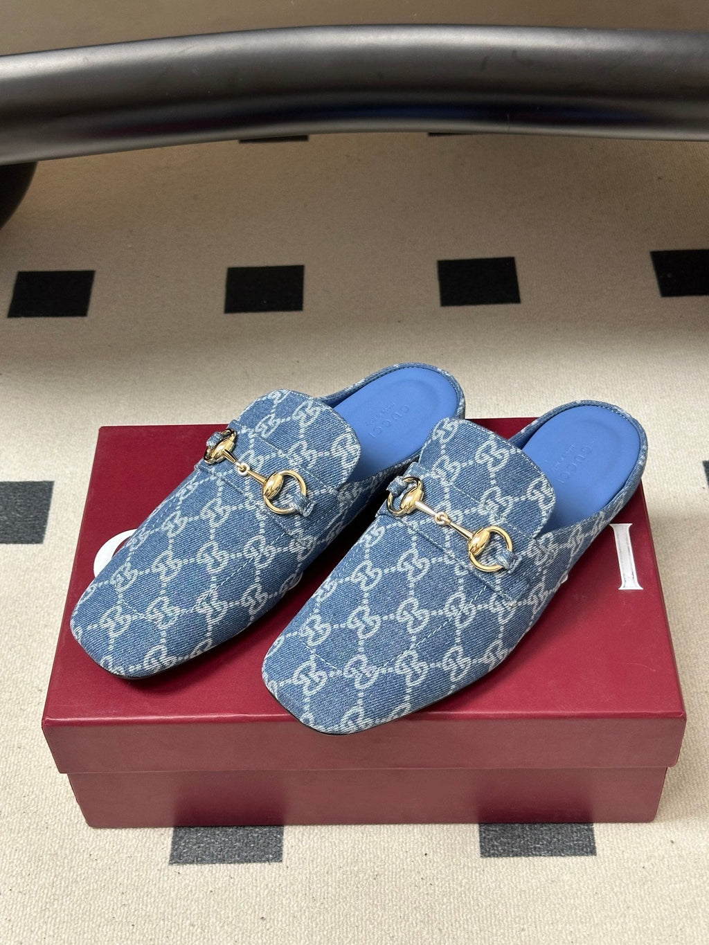 GUCCI 26S HORSEBIT LOAFER MULES IN BLUE DENIM