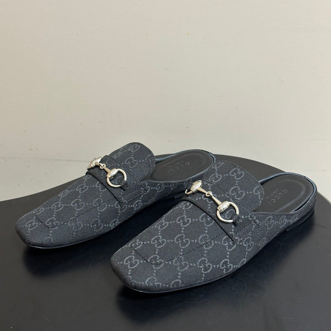 GUCCI 26S HORSEBIT LOAFER MULES IN BLACK CANVAS
