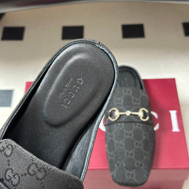 GUCCI 26S HORSEBIT LOAFER MULES IN BLACK CANVAS