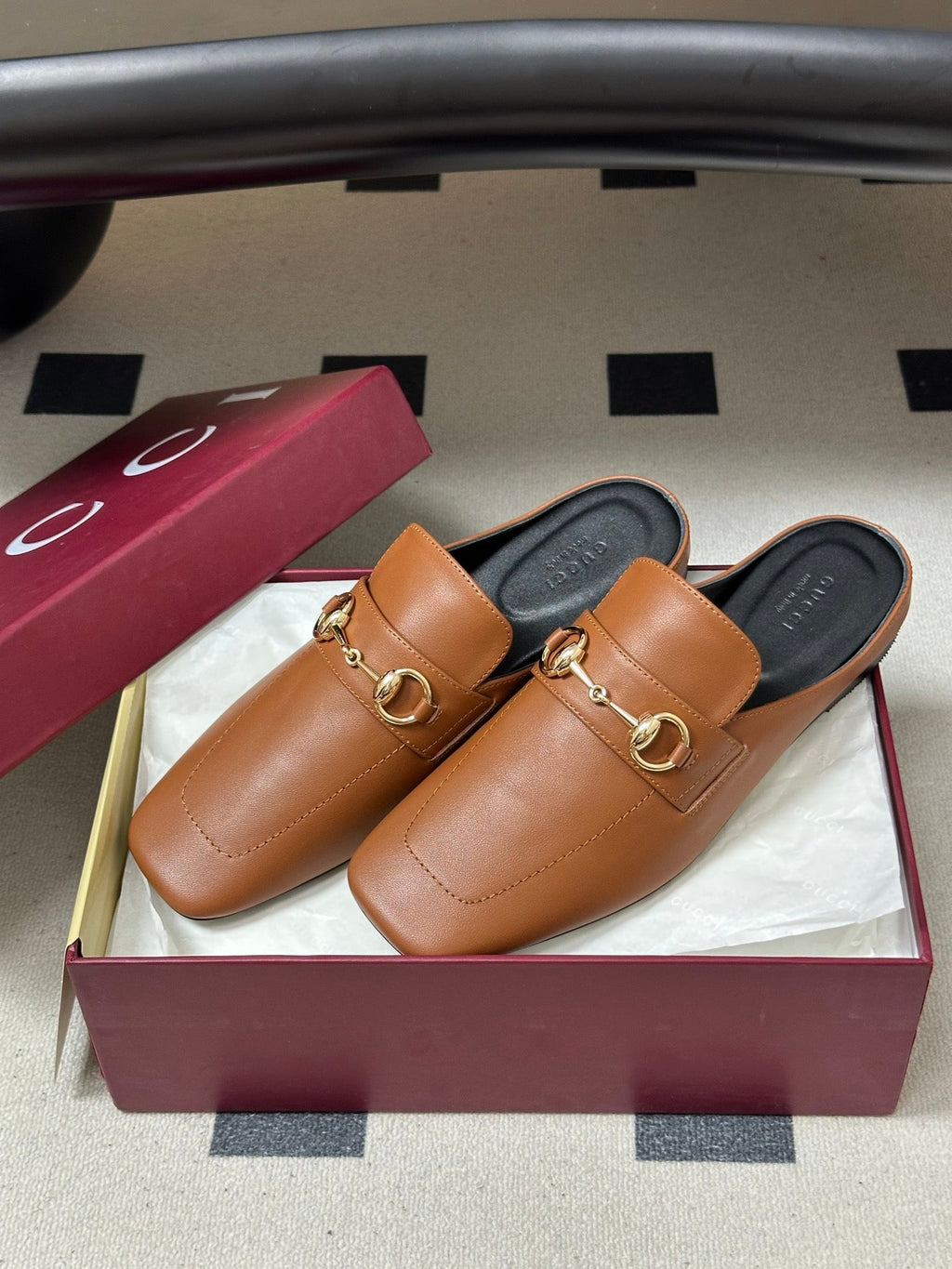 GUCCI 26S HORSEBIT LOAFER MULES IN LIGHT BROWN CALFSKIN