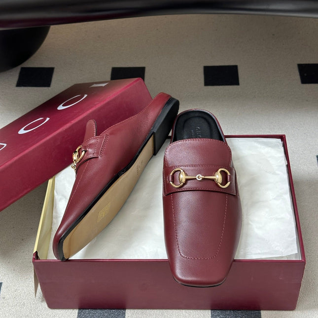 GUCCI 26S HORSEBIT LOAFER MULES IN RED CALFSKIN