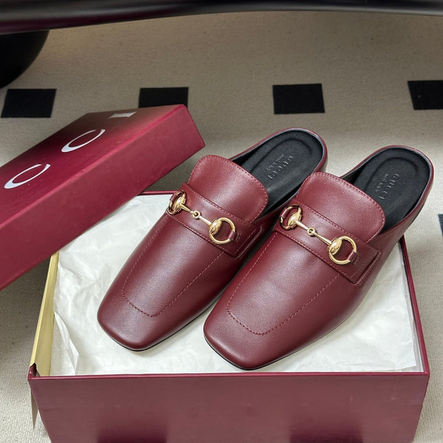 GUCCI 26S HORSEBIT LOAFER MULES IN RED CALFSKIN