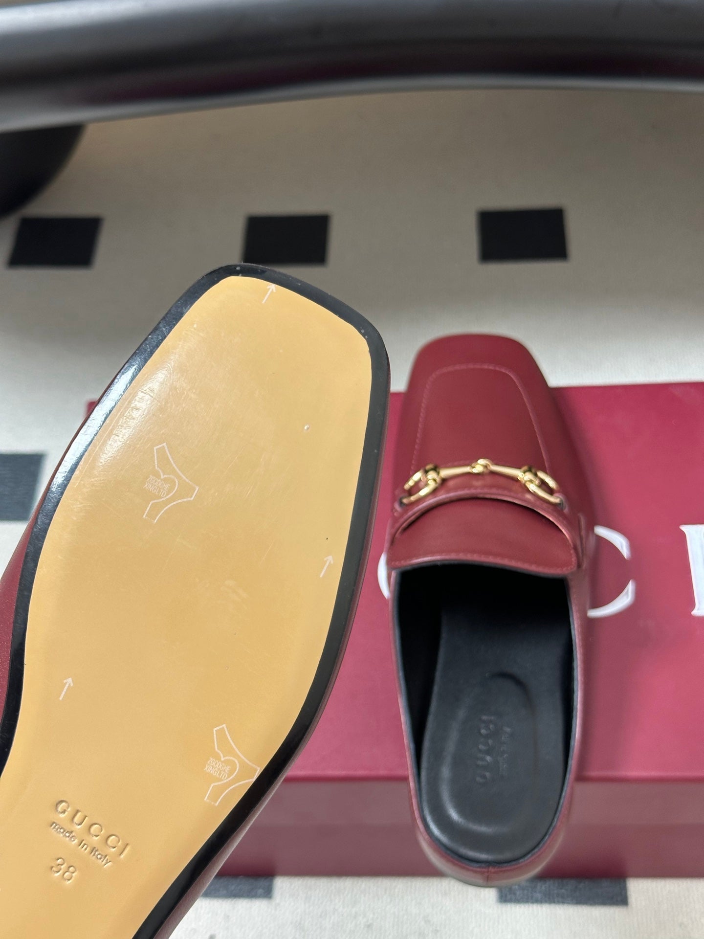 GUCCI 26S HORSEBIT LOAFER MULES IN RED CALFSKIN