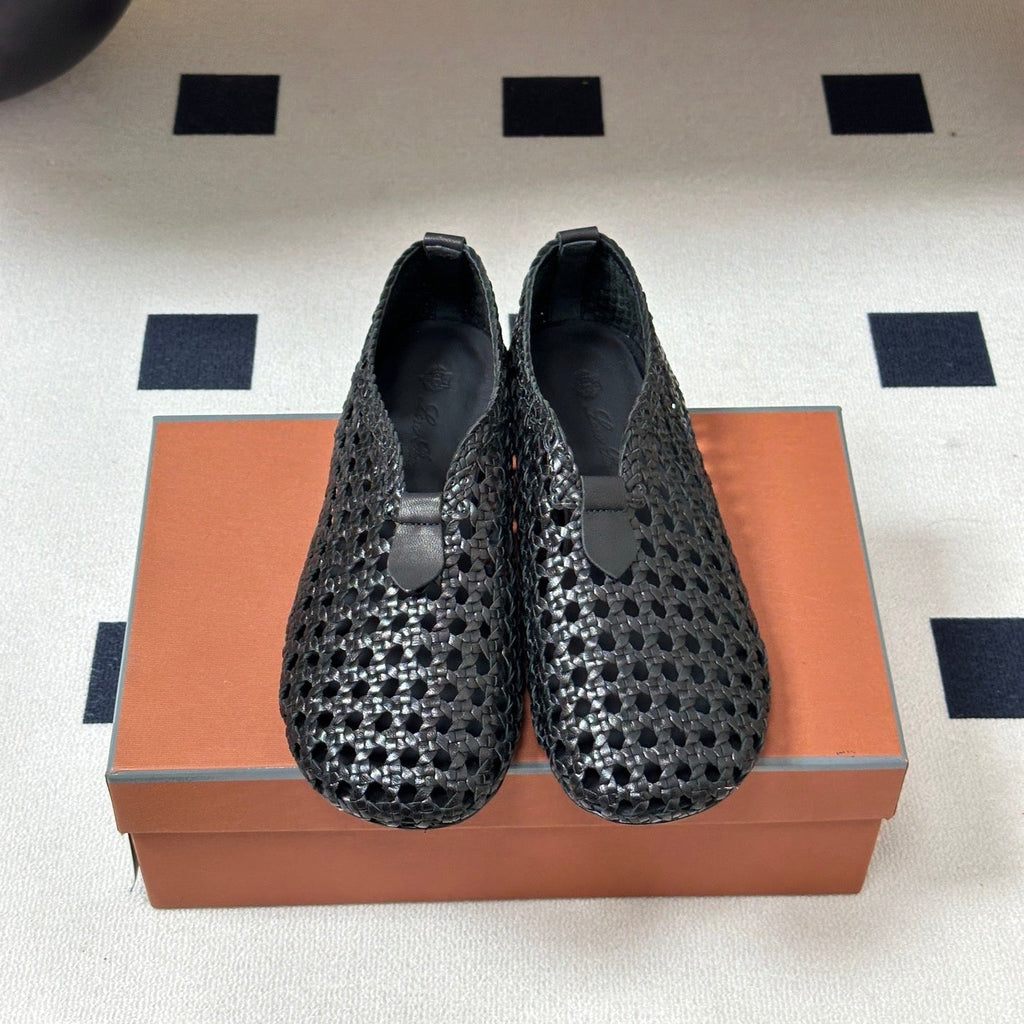LP 26S BALLET FLATS IN BLACK CALFSKIN WITH BASKETWEAVE DESIGN