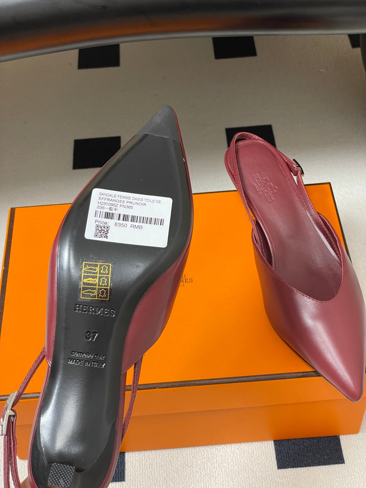 HM 26S NICOLE SLINGBACK 40MM IN BURGUNDY RED CALFSKIN SILVER HARDWARE