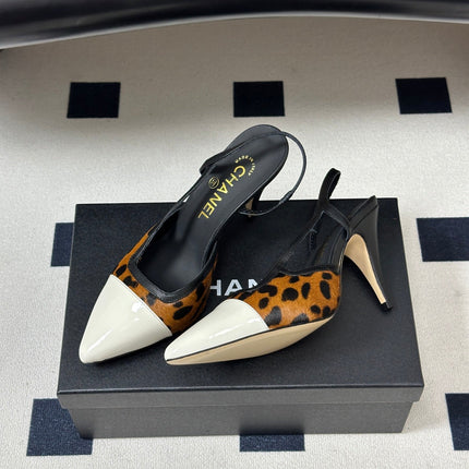 CHANEL 26S POINTED TOE HIGH HEEL SLINGBACKS 85 MM IN BROWN PONY HAIR WITH WHITE TOE