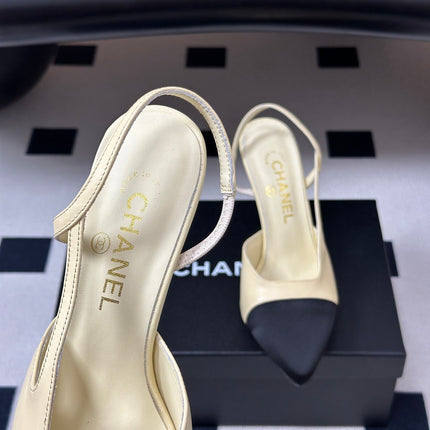 CHANEL 26S POINTED TOE HIGH HEEL SLINGBACKS 85 MM IN CREAM LAMBSKIN AND BLACK FABRIC