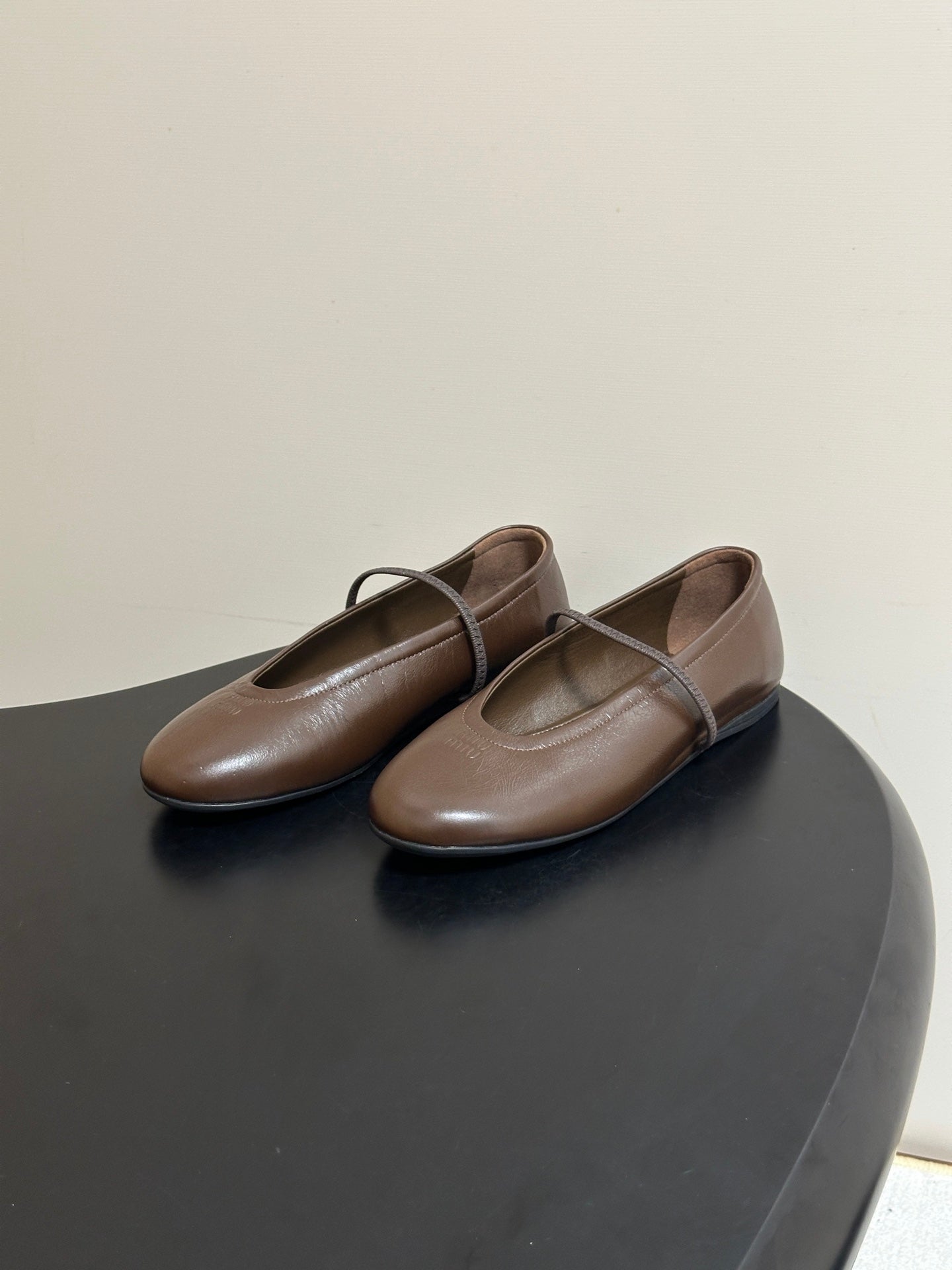 MIUMIU 26S BALLET FLATS IN BROWN LAMBSKIN