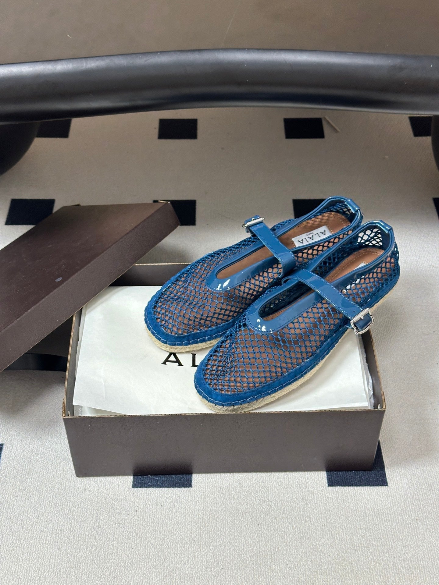 ALAIA 26S MESH ESPADRILLES IN NAVY BLUE PATENT LEATHER AND MESH