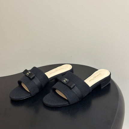 GIANVITO ROSSI 26S SLIDES IN BLACK FABRIC