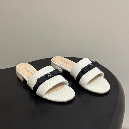 GIANVITO ROSSI 26S SLIDES IN LIGHT BEIGE AND BLACK FABRIC