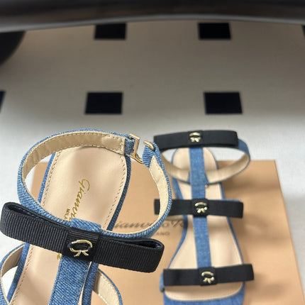 GIANVITO ROSSI 26S STRAPPY FLAT SANDALS IN BLUE DENIM AND BLACK FABRIC