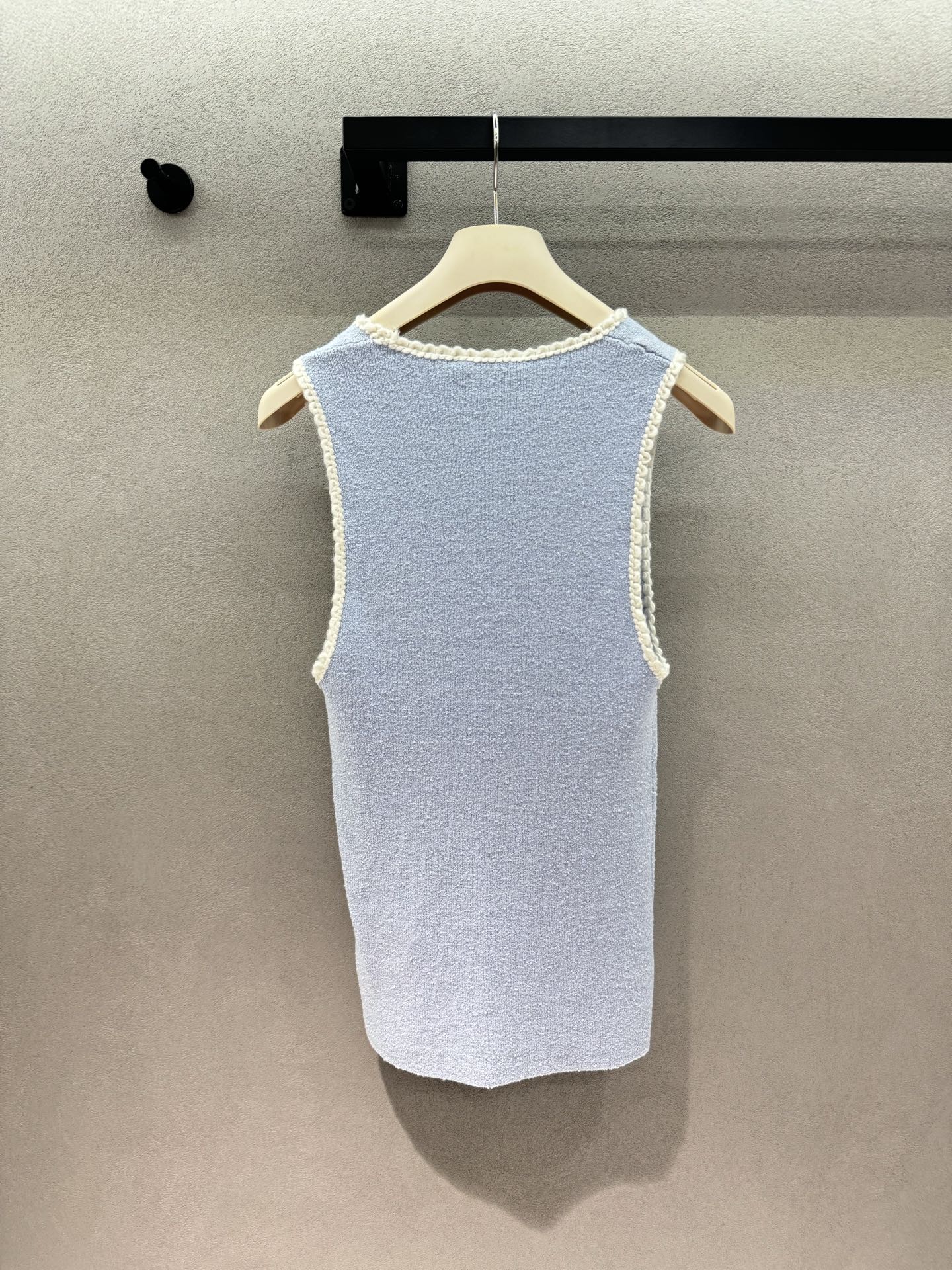 PRADA 26S SLEEVELESS SWEATER STYLE 870