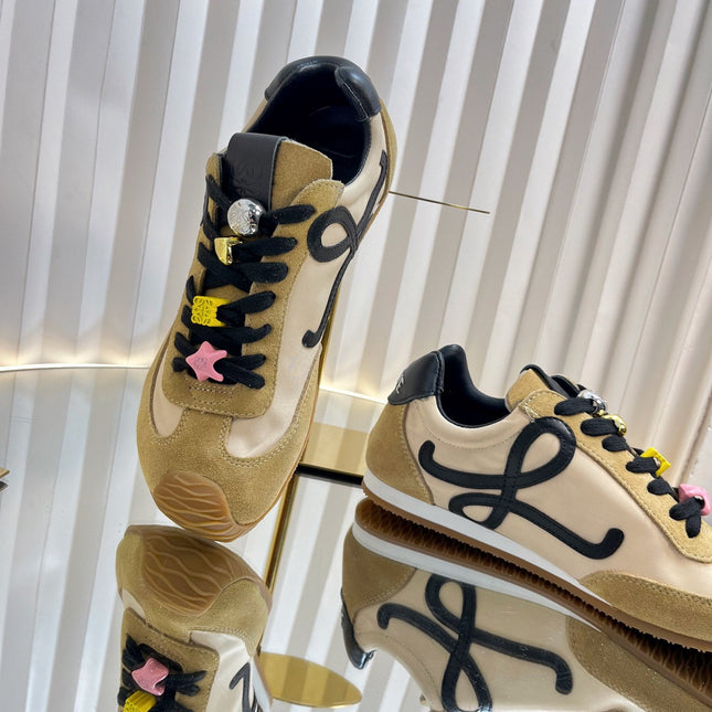 LOEWE 26S RUNNER 2.0 SNEAKERS IN SAND BEIGE FABRIC AND SUEDE