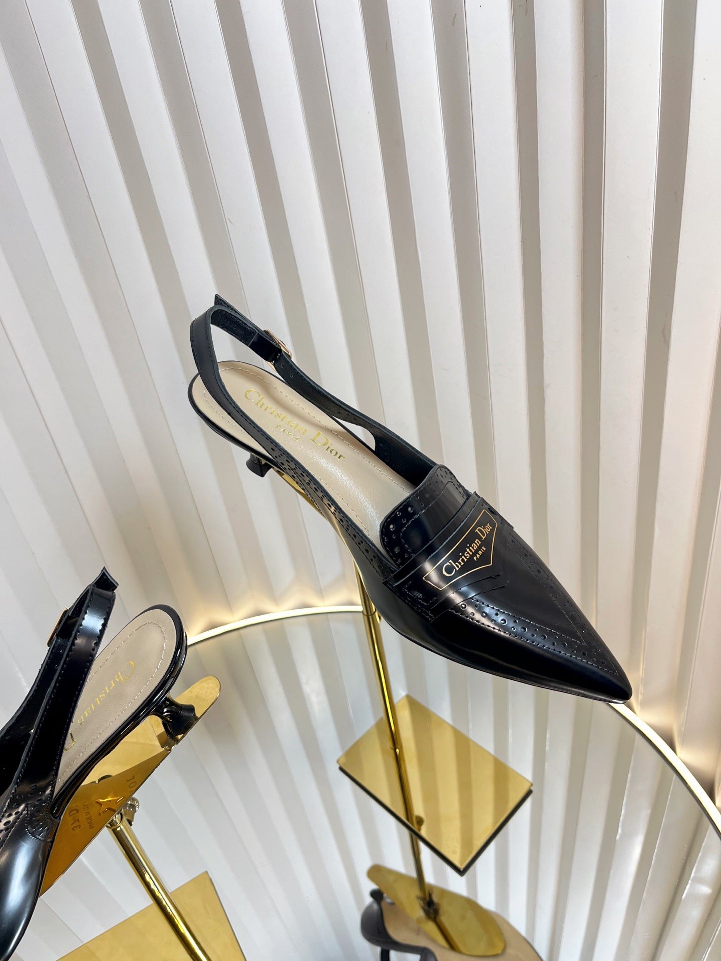 BOY SLINGBACK PUMP 35MM 25S IN BLACK CALFSKIN