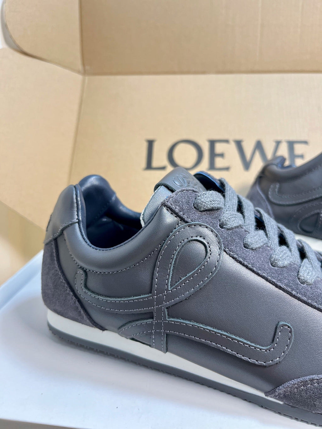 LOEWE 26S RUNNER 2.0 SNEAKERS IN DARK GREY CALFSKIN AND SUEDE