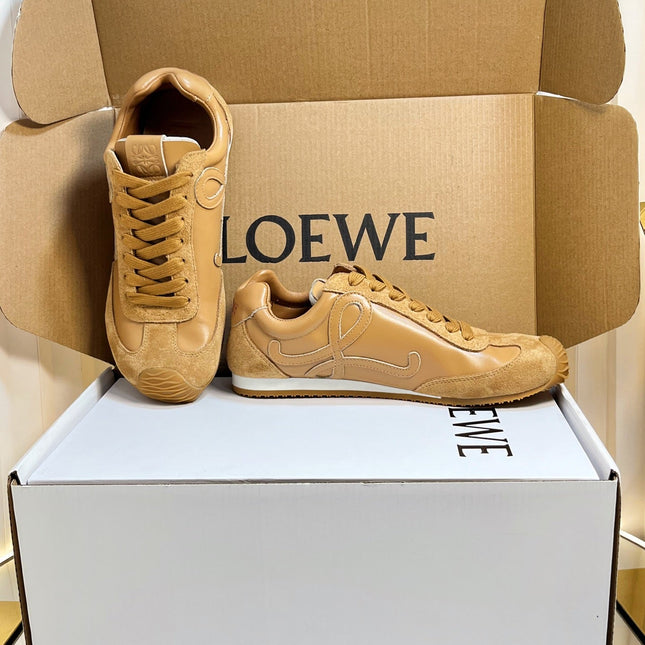 LOEWE 26S RUNNER 2.0 SNEAKERS IN BROWN CALFSKIN AND SUEDE