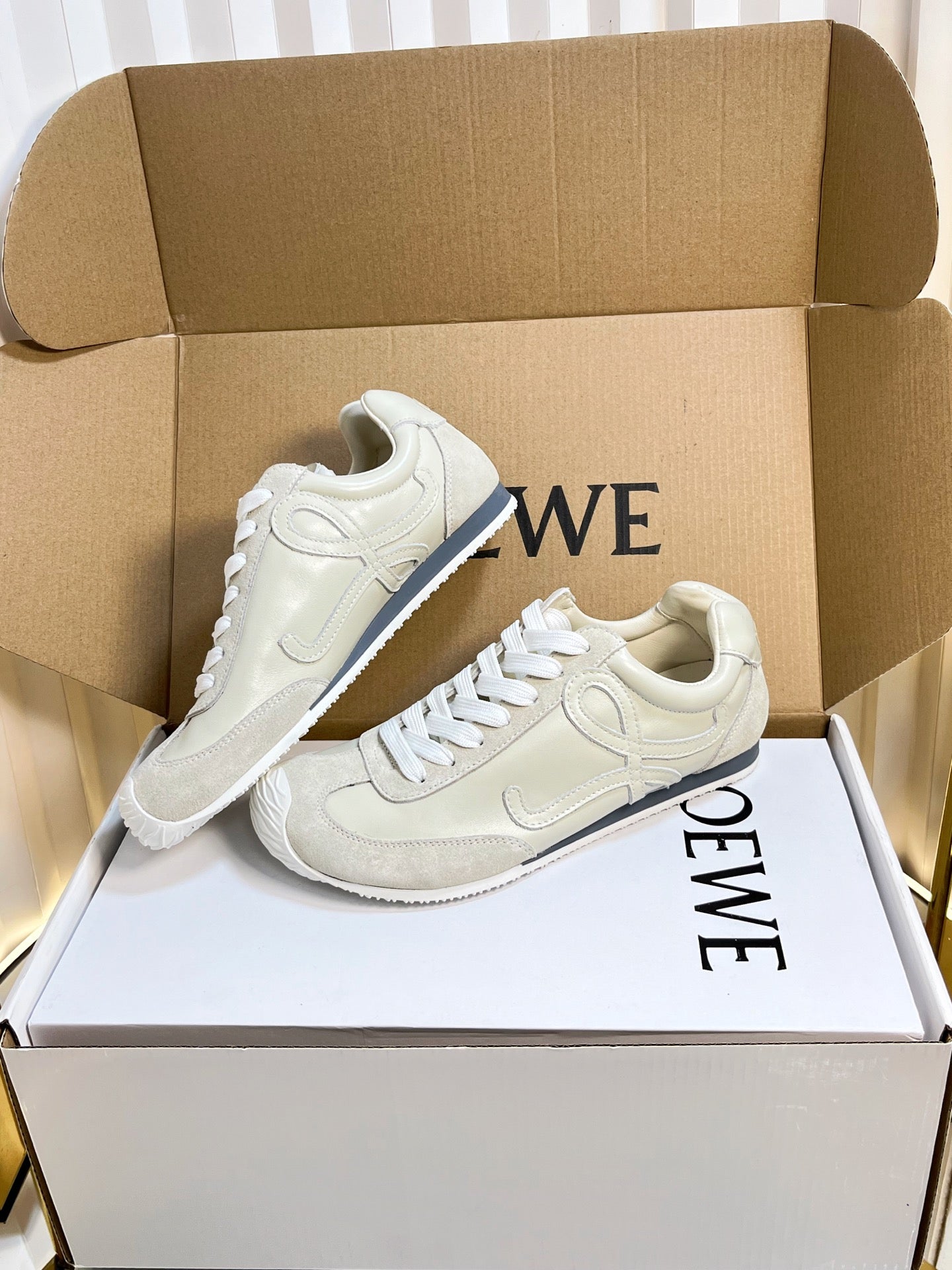 LOEWE 26S RUNNER 2.0 SNEAKERS IN OFF-WHITE CALFSKIN AND SUEDE