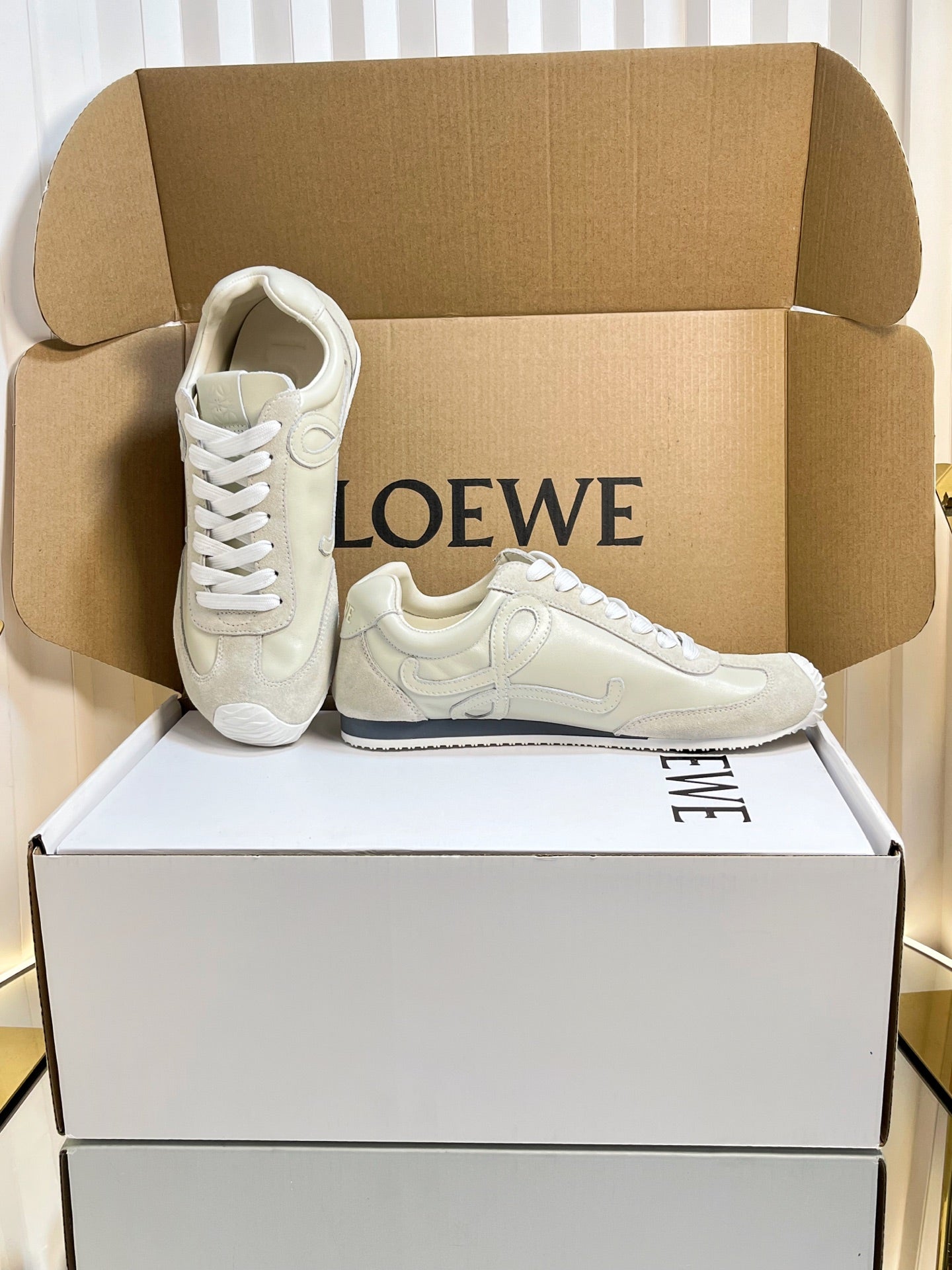 LOEWE 26S RUNNER 2.0 SNEAKERS IN OFF-WHITE CALFSKIN AND SUEDE