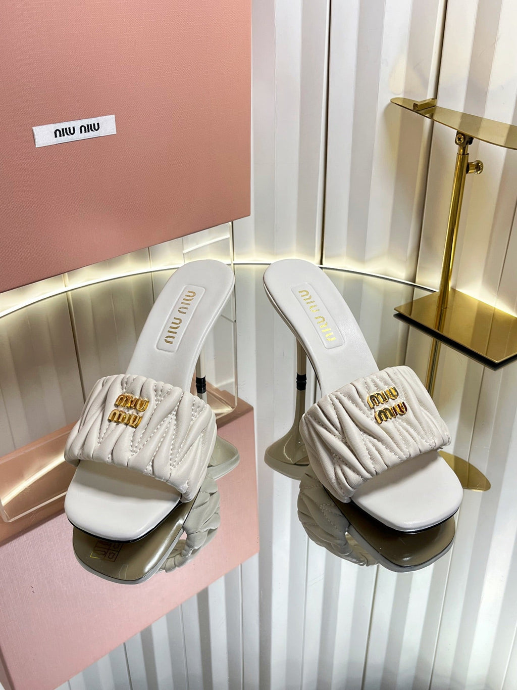 MIUMIU 26S HIGH-HEEL MULE SANDALS 85MM IN LIGHT BEIGE CALFSKIN GOLD HARDWARE