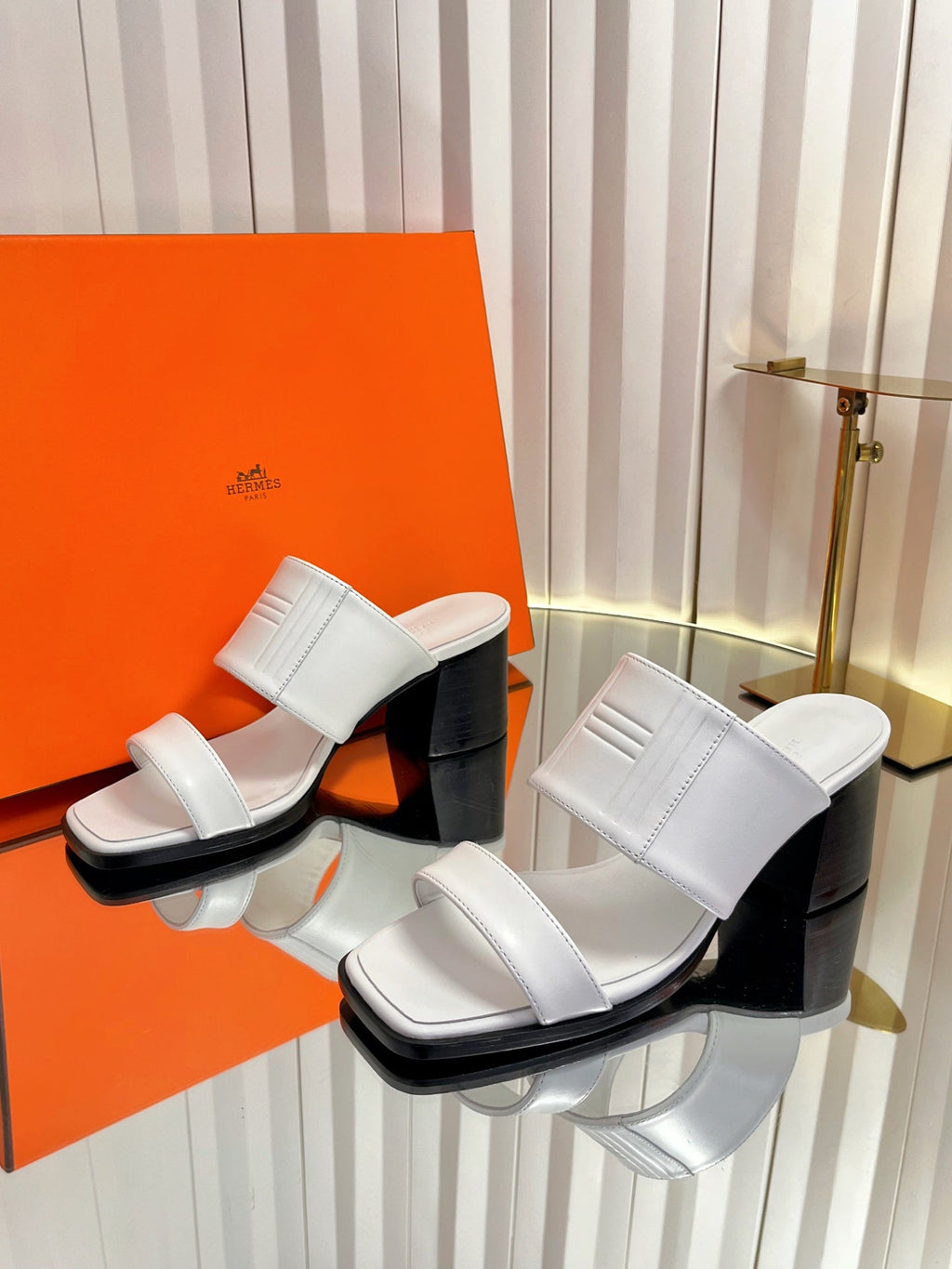 HM 26S MONICA 60 SANDAL IN WHITE CALFSKIN