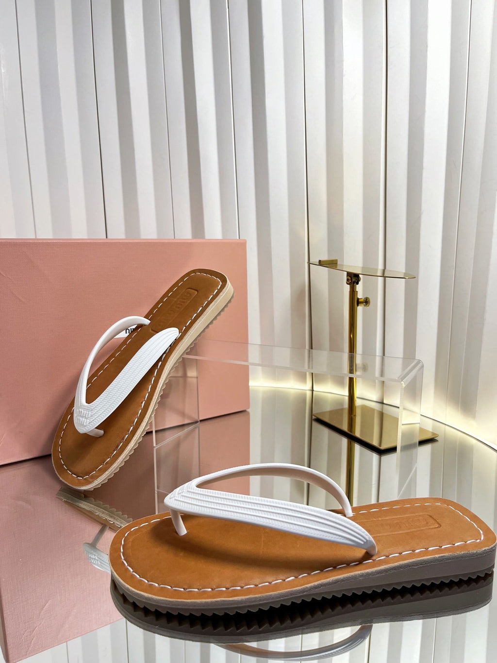 MIUMIU 26S THONG FLAT SANDALS IN WHITE CALFSKIN
