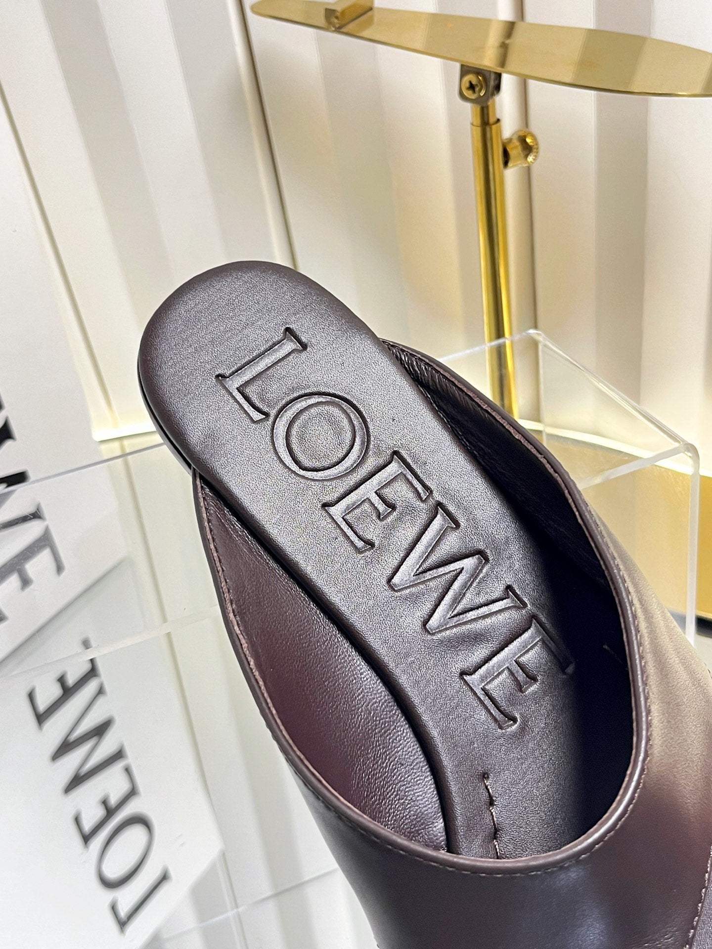 LOEWE 26S THONG SANDALS IN DARK BROWN CALFSKIN