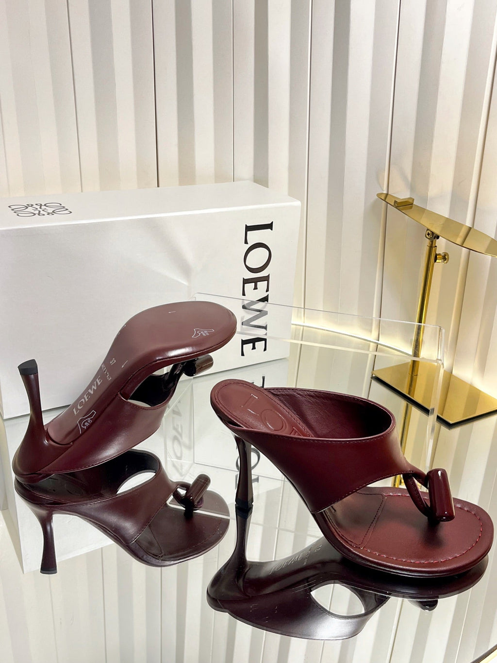 LOEWE 26S HEELED THONG SANDALS 90 MM IN DARK RED CALFSKIN